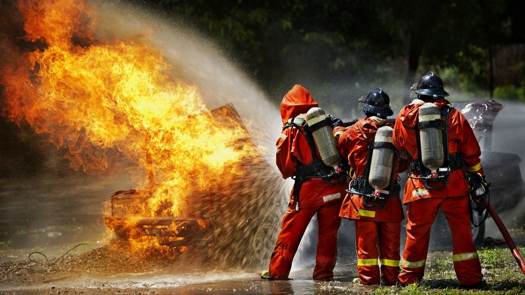 EN ISO 14116 Protective Clothing - Protection Against Heat and Flame - Limited Flame Spread Materials, Material Assemblies and Clothing (Old EN 533)